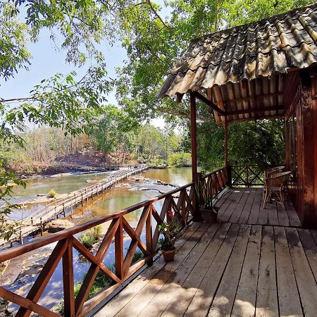 Tadlo Lodge Beng Kültér fotó