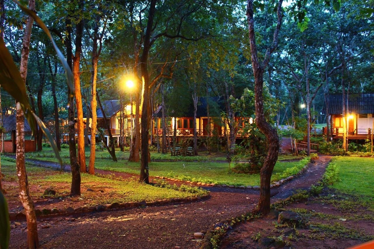 Tadlo Lodge Beng Kültér fotó